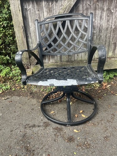 Unique aluminium cast - unique, garden